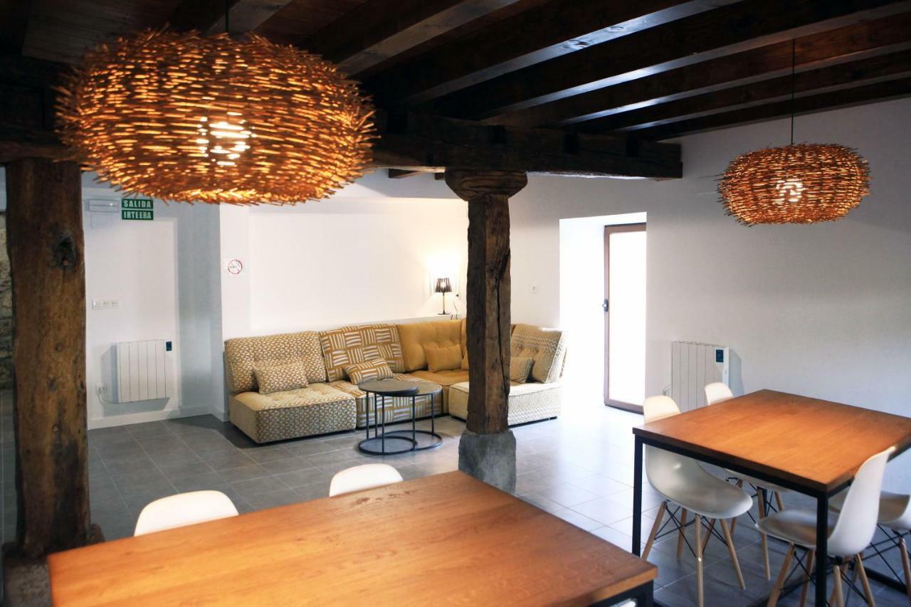 Hostal Ameztia Doneztebe Exterior photo